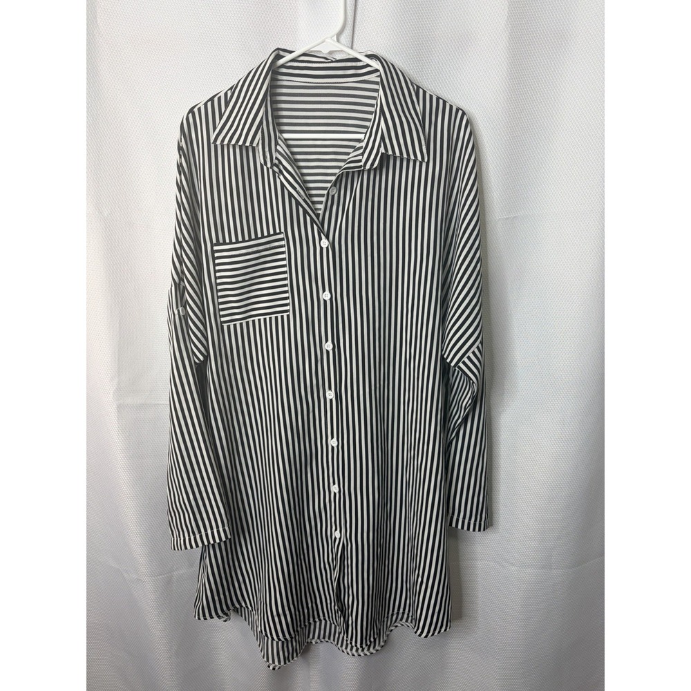 Women's blouse black & white